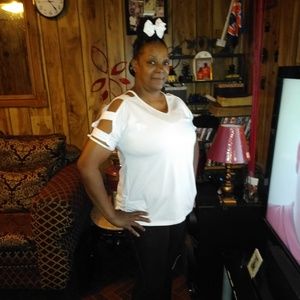 Meet your Posher, Deborah